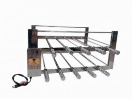 A Churrasqueira MASTER com sistema rotativo dos espetos, indicada para instalao em churrasqueira de alvenaria.

Feita sob medida,  a forma mais prtica e suculenta de assar seu churrasco pois a rotao dos espetos faz

com que o suco da carne contorne a mesma durante o giro, impedindo o ressecamento.

 

Informaes:

Sistema rotativo de espetos com duas galerias.

Sistema rotativo com regulagem de velocidade de rotao.

Estrutura da churrasqueira em inox.

Espetos com cabos trmicos.

Apoio extra ( descano para espetos)

 

Especificaes:

Capacidade: 2,5kg por espeto

Corrente: Ao

Estrutura: Inox

Motor: lado direito

Espetos: inox com cabo de madeira revestido com alumnio.

Sistema eltrico de rotao de espetos.

Cabo de energia com 65 cm.

 

Itens Inclusos

01 Churrasqueira 

01 Espeto triplo

08 Espetos simples

02 espetos triplos

 

Alimentao

Combustvel: carvo ou lenha

Motor eltrico: Selecione a teno desejada

Potncia do motor: 28w

 

Dimenses

Largura: 90cm

Altura: 40 cm

Comprimento: 60 cm